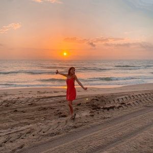 Meet your Posher, Ava